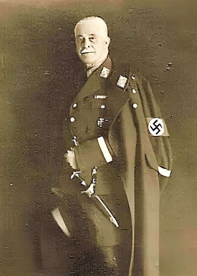Fürst Max Egon zu Fürstenberg in SA-Uniform höheren Grades.